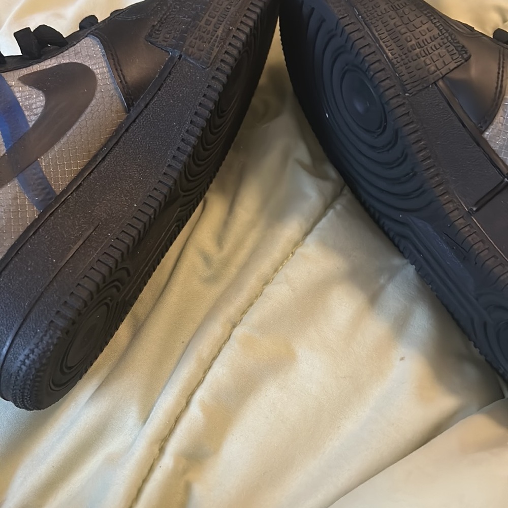 Nike shoes - Picture 4 of 6